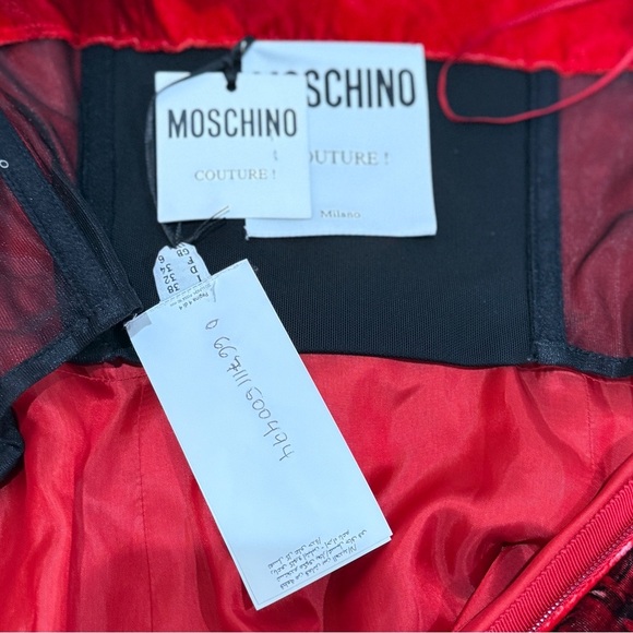 NWT Moschino Abstract Off-The-Shoulder Velour Velvet Dress US 4 Red Cocktail - Picture 4 of 14